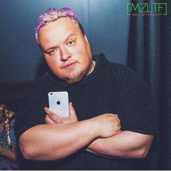 Meet your Posher, Mychael - Picture 1 of 1